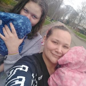 Meet your Posher, Vija